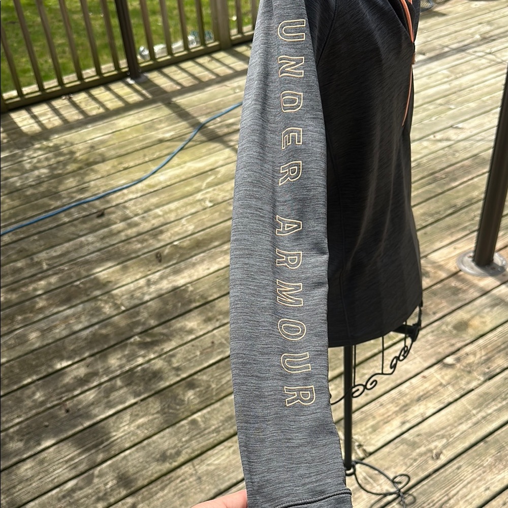 Under Armour Fitted Long Sleeve Black and Gray Zippered Top - Picture 2 of 7